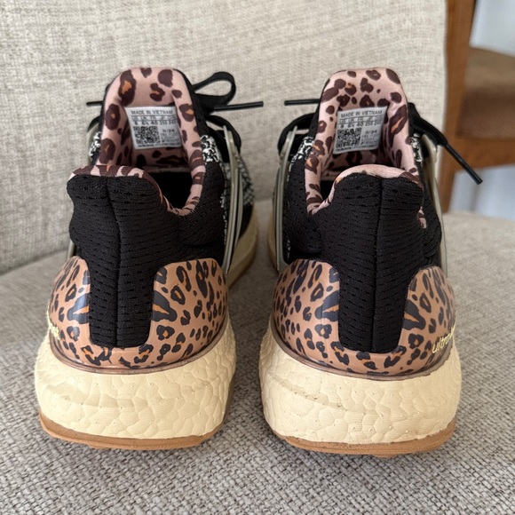 adidas Ultraboost 1.0 Leopard - Picture 12 of 15
